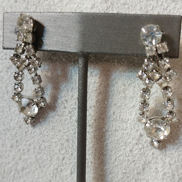 Rhinestone earrings screw on backs 1" x 3/4" - Picture 2 of 4
